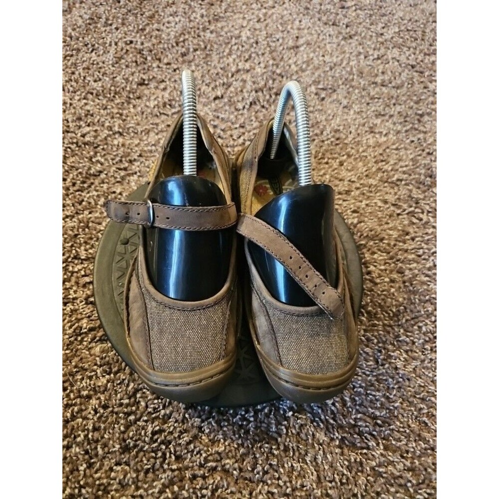 KEEN Women’s Mary Jane Flats Brown Cloth Buckle Strap Floral Round Toe 6